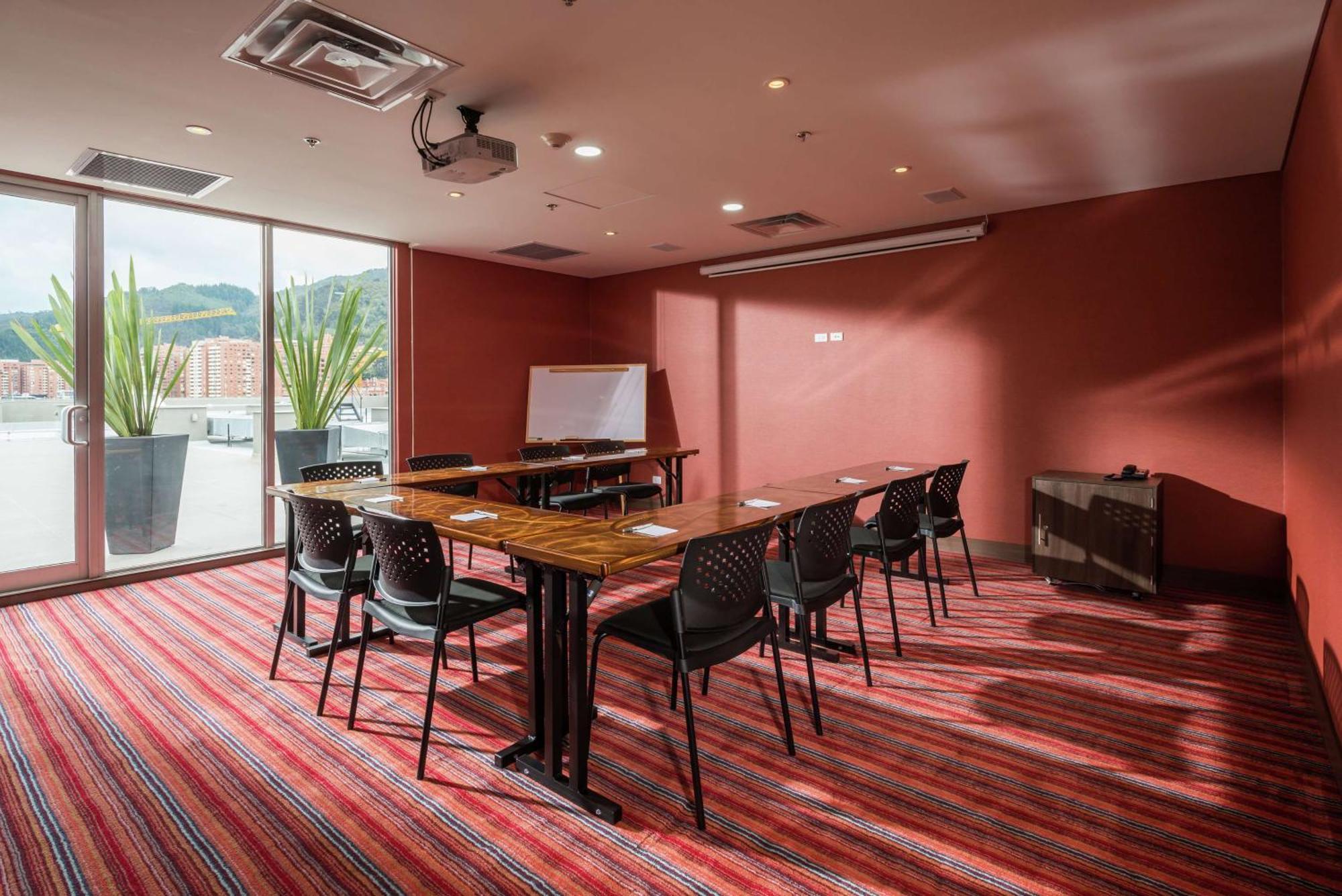 Hampton By Hilton Bogota Usaquen Exterior photo
